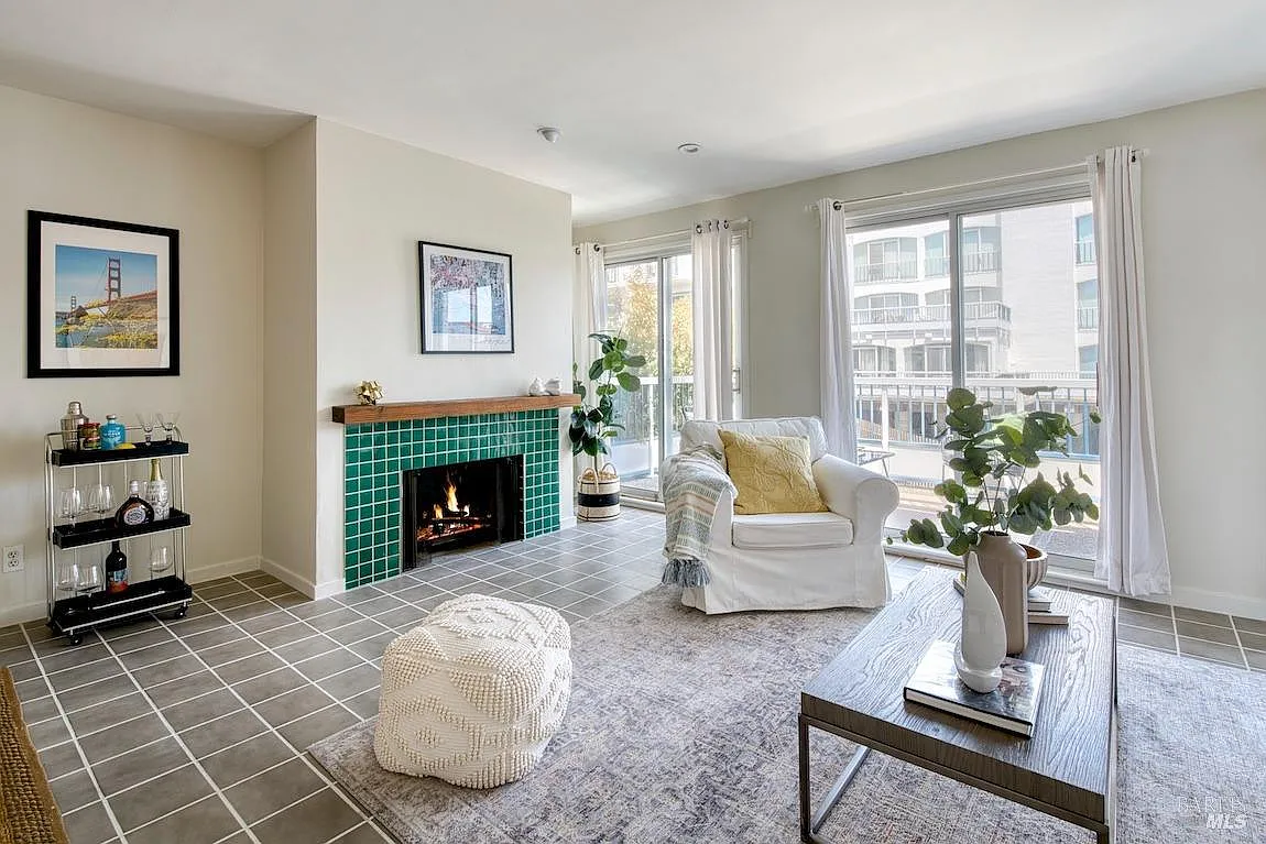 4107 Shelter Bay Ave photo 1