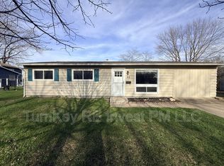 63 Hubbard Way, Montgomery, IL 60538