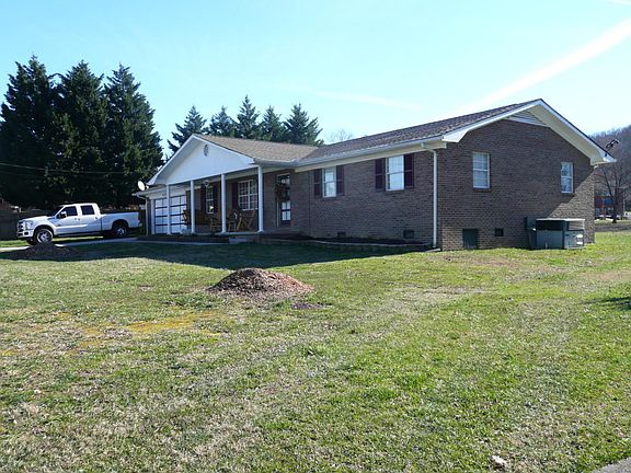 3rd image of 3704 Wittenham Dr