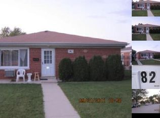 82 W Michael Ln APT C, Addison, IL 60101