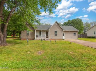 23 Chestnut Cv, Oakfield, TN 38362