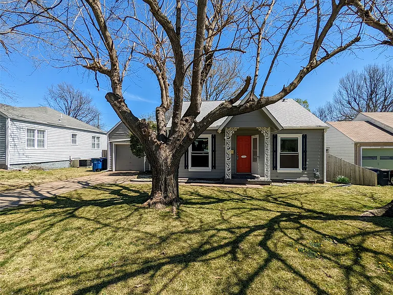 1317 S Darlington Ave — Photo 2