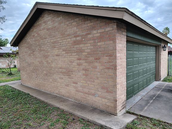 2 car garage