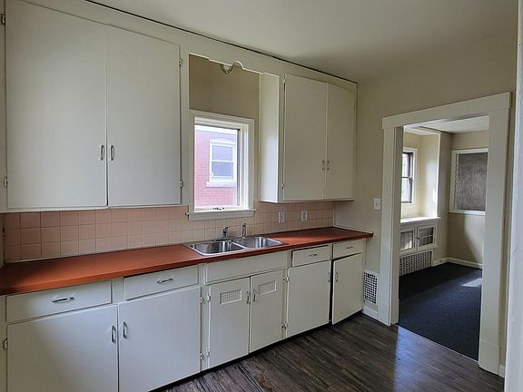 4th image of 2203 South Ave