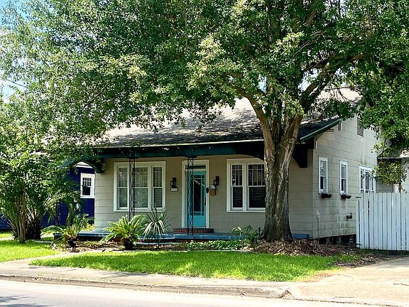 2nd image of 1732 Hodges St