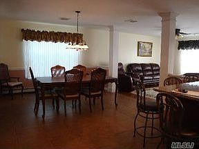 3rd image of 59 Deer Lake Dr