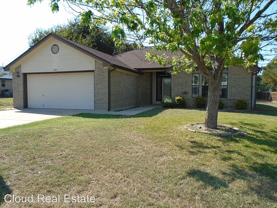 1st image of 4211 Lakecliff Dr