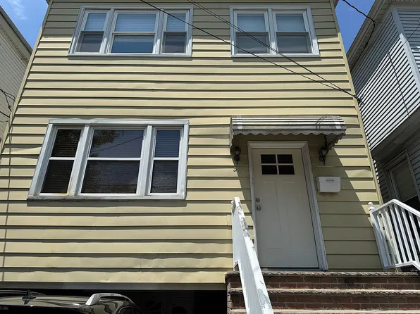 301 John F Kennedy Blvd, Bayonne, NJ 07002