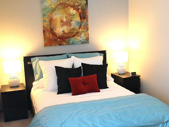 4th image of 2398 Sumac Way