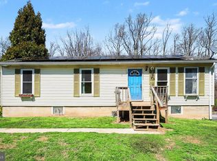 112 W Greenhouse Rd, Dillsburg, PA