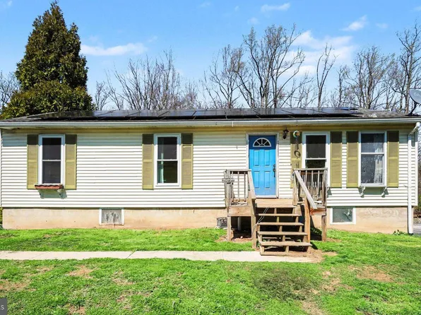 112 W Greenhouse Rd, Dillsburg, PA 17019