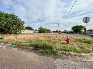 3201 Ross St, Laredo, TX 78043