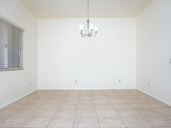 5th image of 2589 Isla Bonita Dr