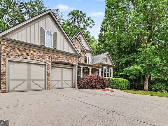 2nd image of 1223 Oakleigh Valley Dr