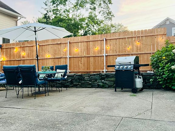 Brand new grill and patio set right by the pool.