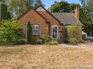 718 Hoyt St SE, Grand Rapids, MI 49507