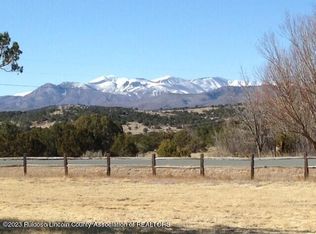102 Bancroft Rd, Capitan, NM 88316