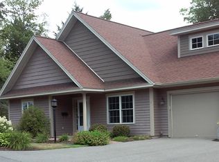 7 Alpine Ct, Orono, ME 04473