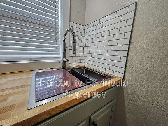 4th image of 2305 6th St APT D