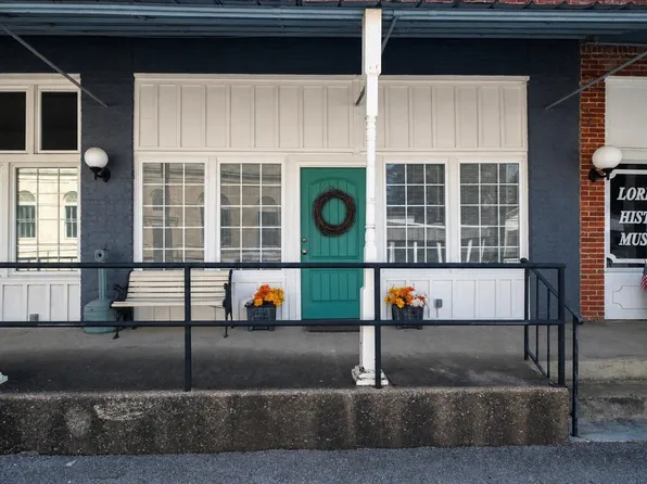 126 E Main St, Loretto, TN 38469