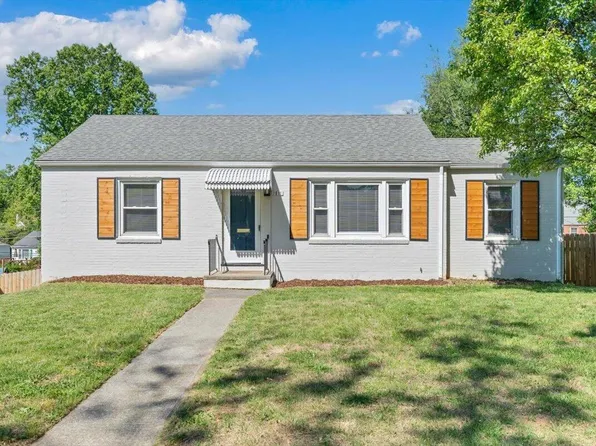 1811 Fareham Rd SW, Roanoke, VA 24015