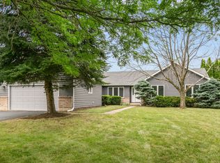 140 Old Darby Ln, Winthrop Harbor, IL