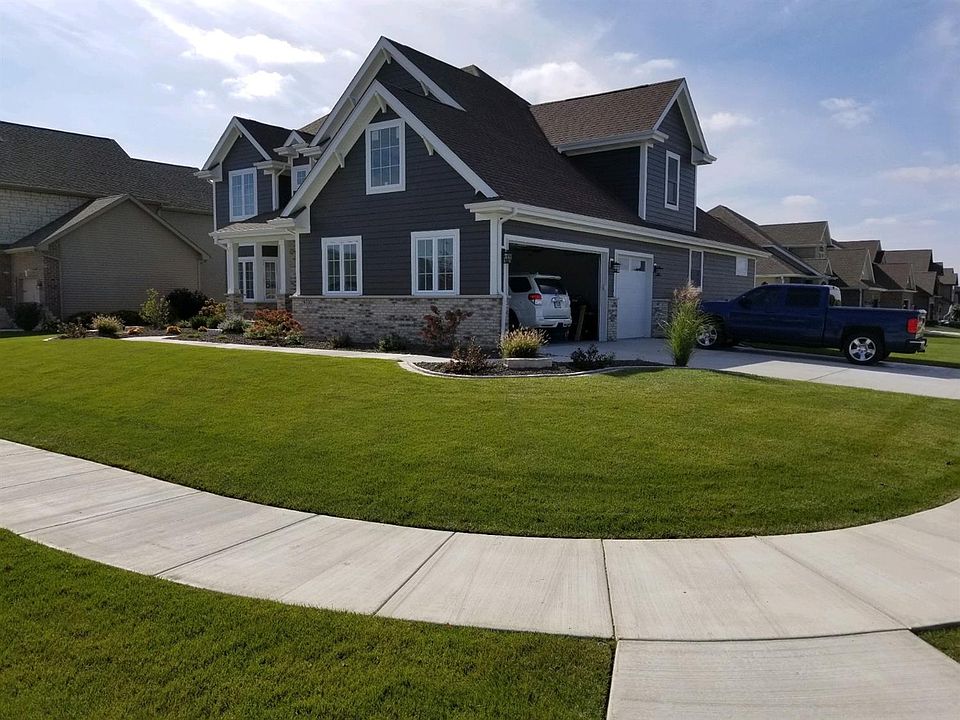 2nd image of 9710 Meadow Rose Ln