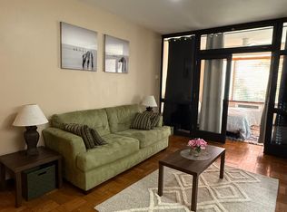 1 Scott Cir #105, Washington, DC 20036