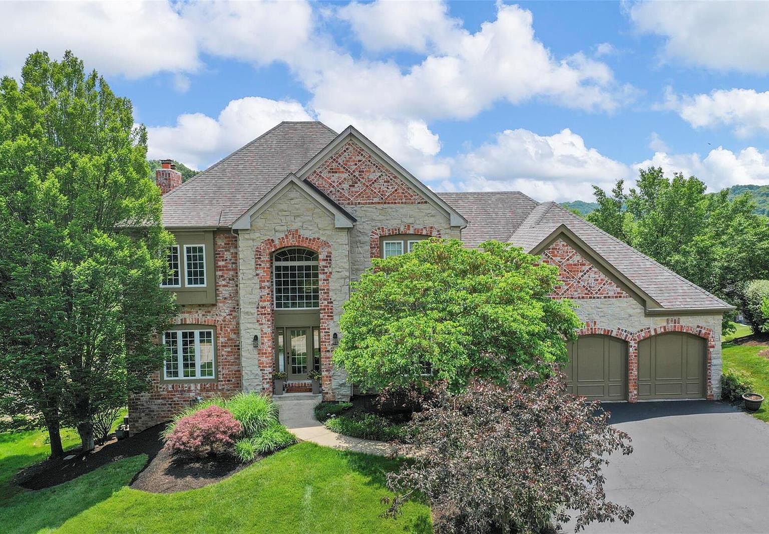 254 Merlot Ln, Saint Albans, MO 63073 Zillow