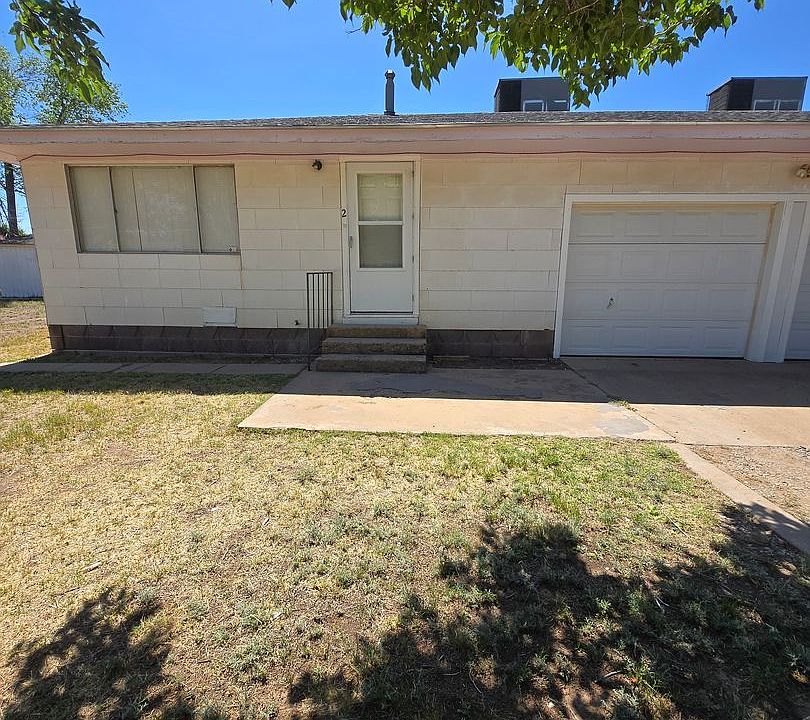 1st image of 1 1/2 W La Paloma Ln #B