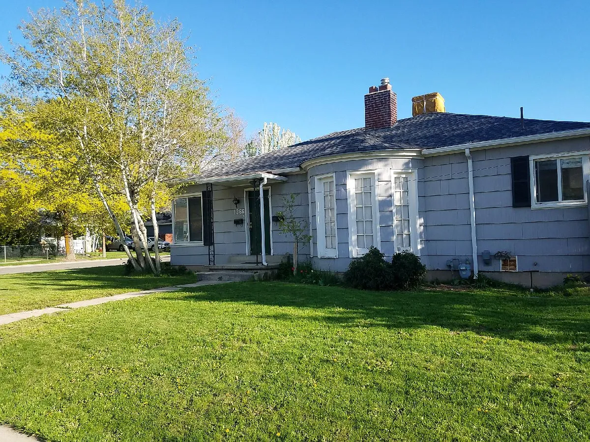 Building Photo - 1366 E 2700 S #A