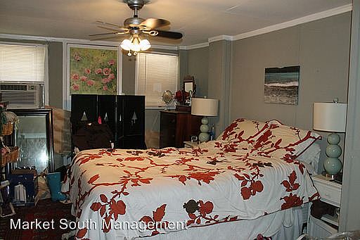5th image of 123 W Charlton St