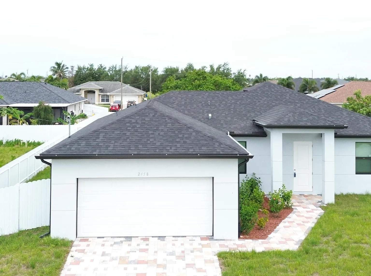 4 bed, 2.0 bath, 1658 sqft, $2,750 — Photo 2