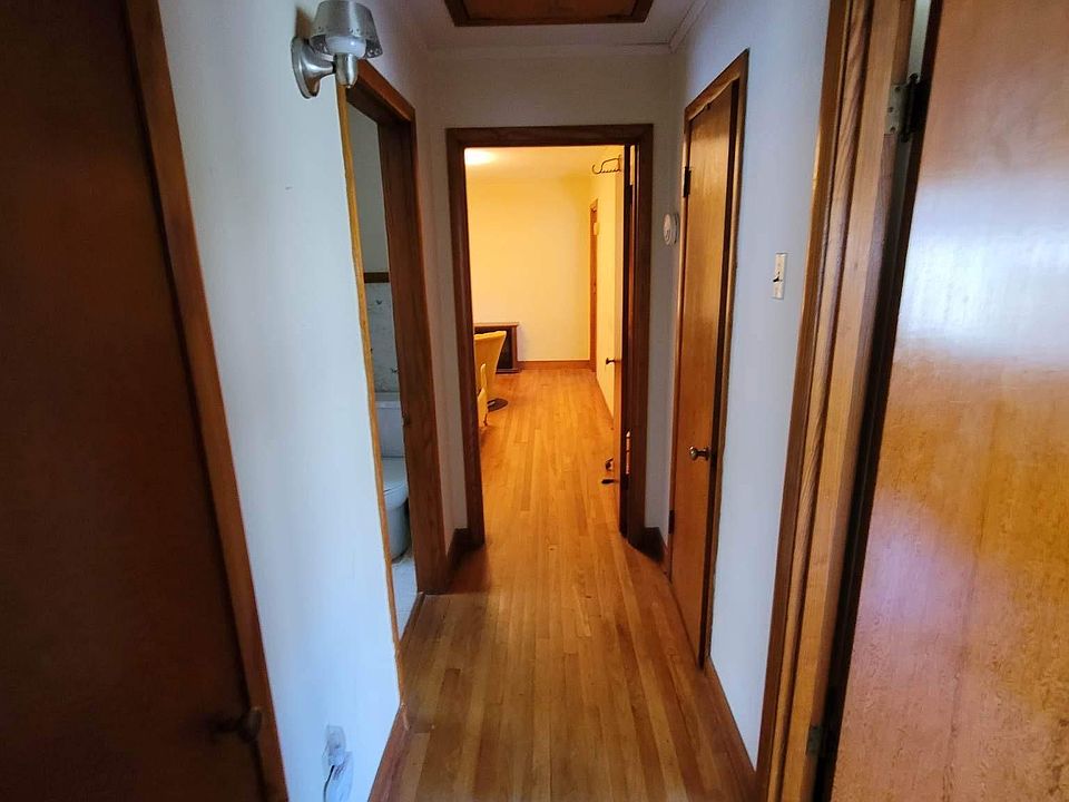 1st image of 804 W Forest Ave