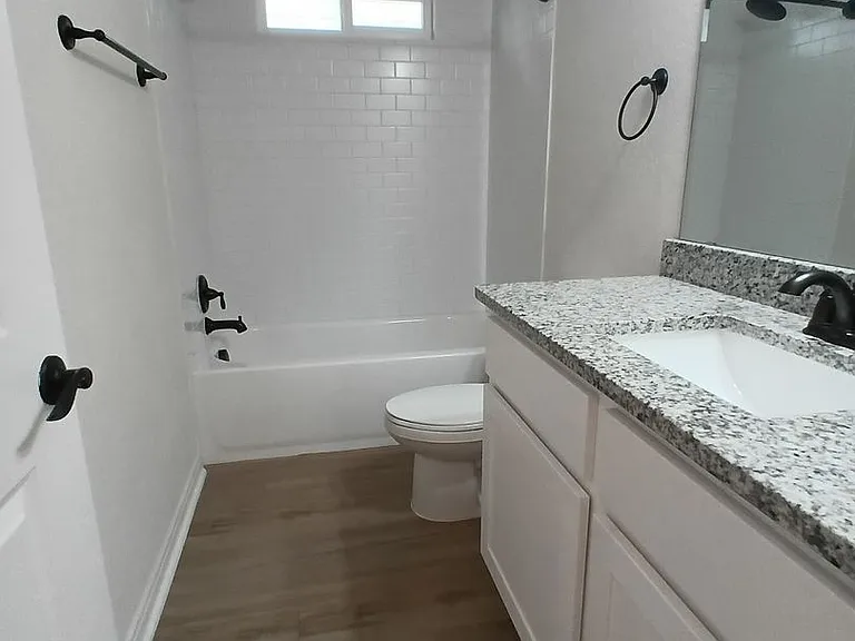 7514 Astro Fld #102 — Photo 11