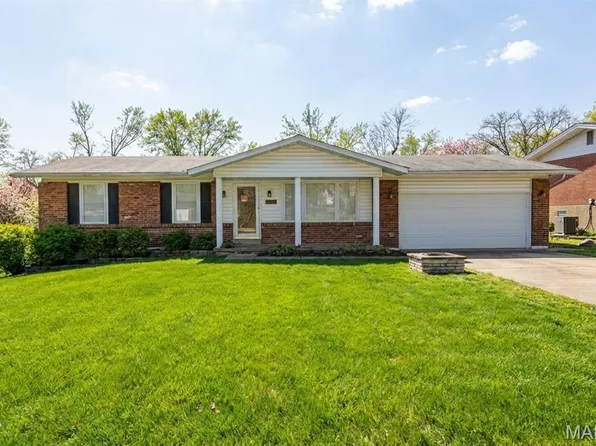 3588 Eileen Ann Dr, Saint Louis, MO 63129