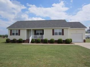 11101 Candlewick Rd, Bailey, NC 27807