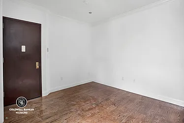 Rented by Coldwell Banker Warburg