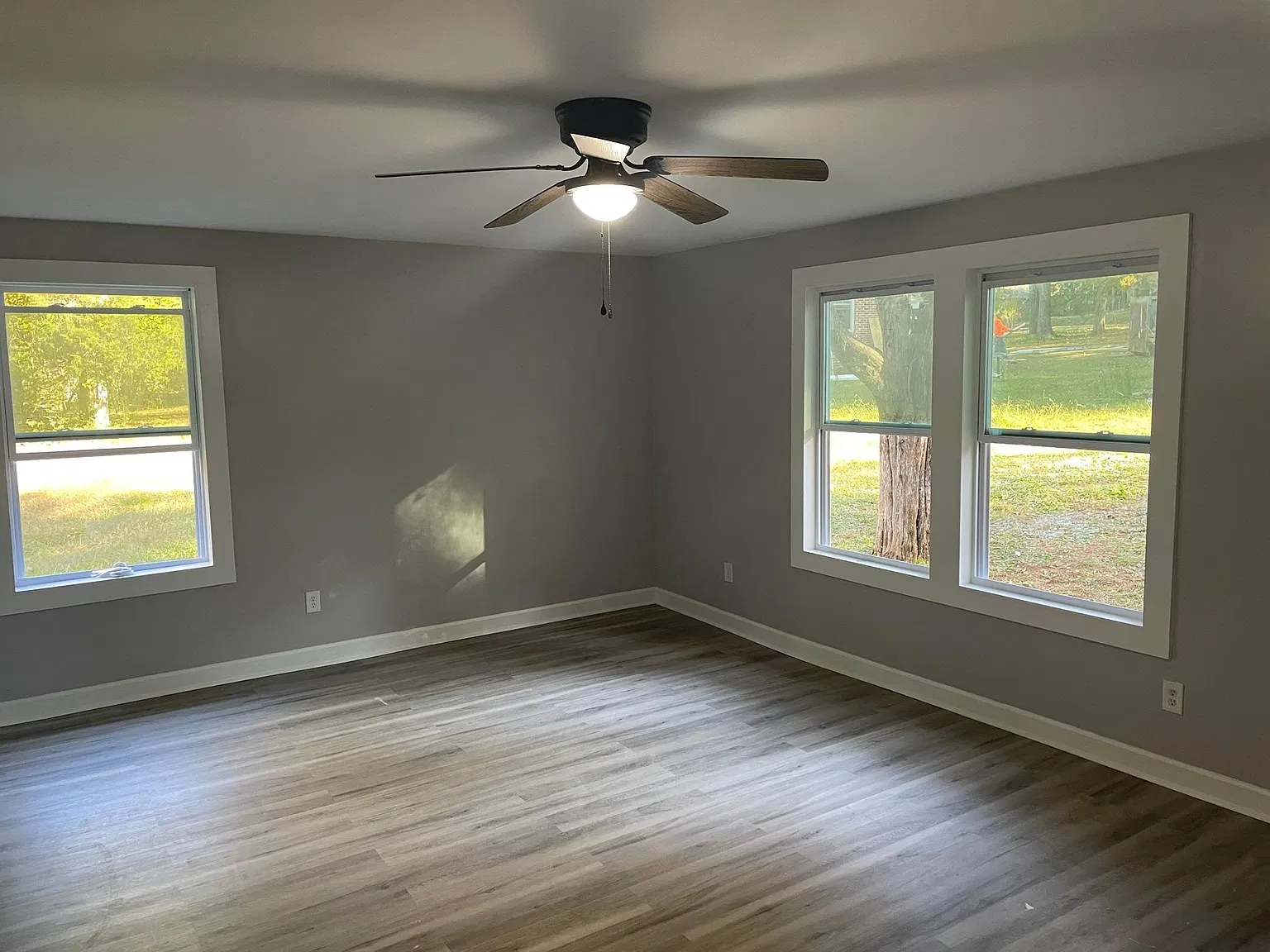 3 bed, 1300 sqft, $1,400 — Photo 4