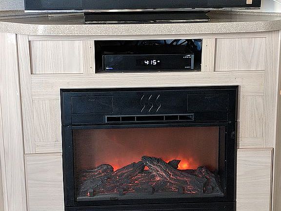 Electric fireplace