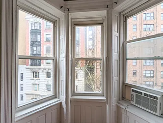 Rented by Manhattan Spaces