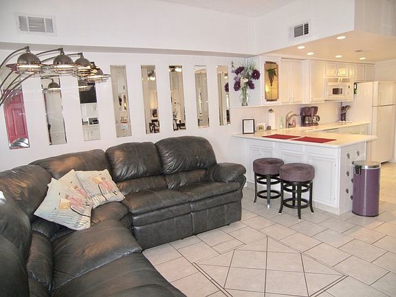 4th image of 3010 Ocean Ave Unit 306