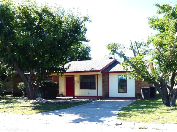 115 South St, Brady, TX 76825