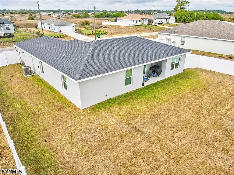 7024 Hero Cir — Photo 5