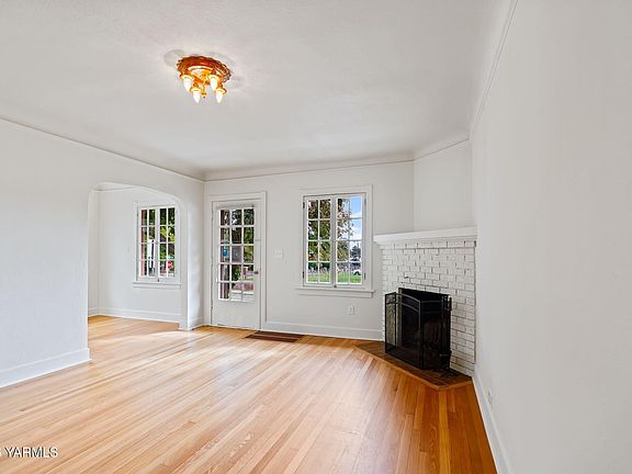 2nd image of 1804 Summitview Ave