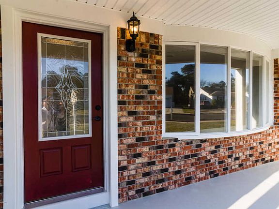 3rd image of 33 Whitaker Dr