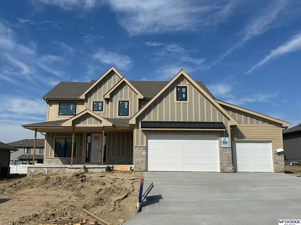 11506 Cooper St, Papillion, NE 68046