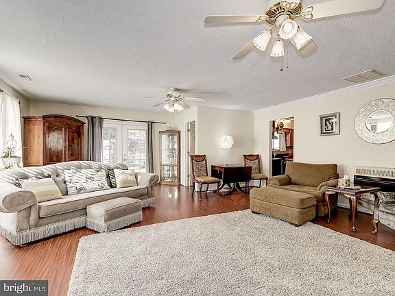 3rd image of 29771 Grant Cir
