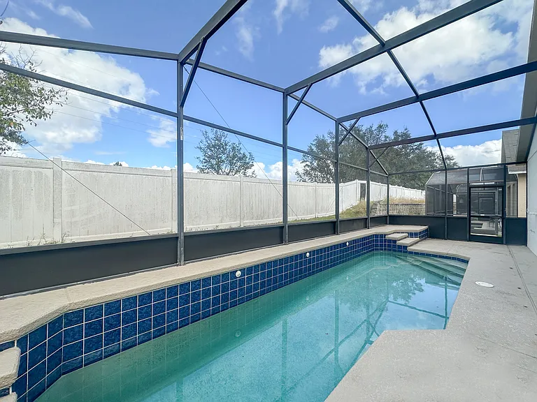 402 Sunset View Dr — Photo 22
