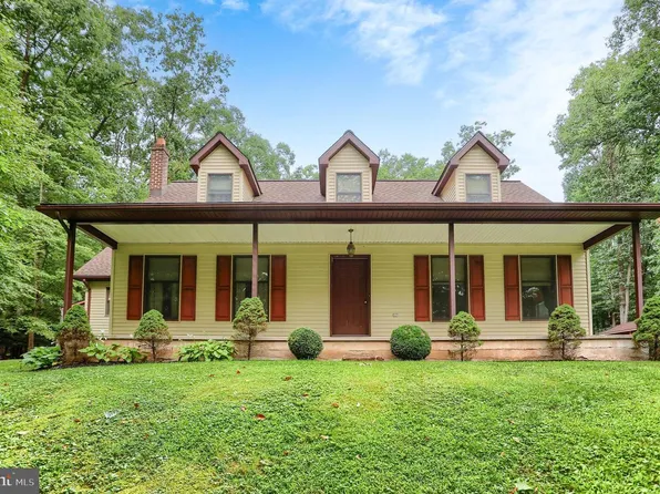 151 Hoffman Rd, Elizabethville, PA 17023